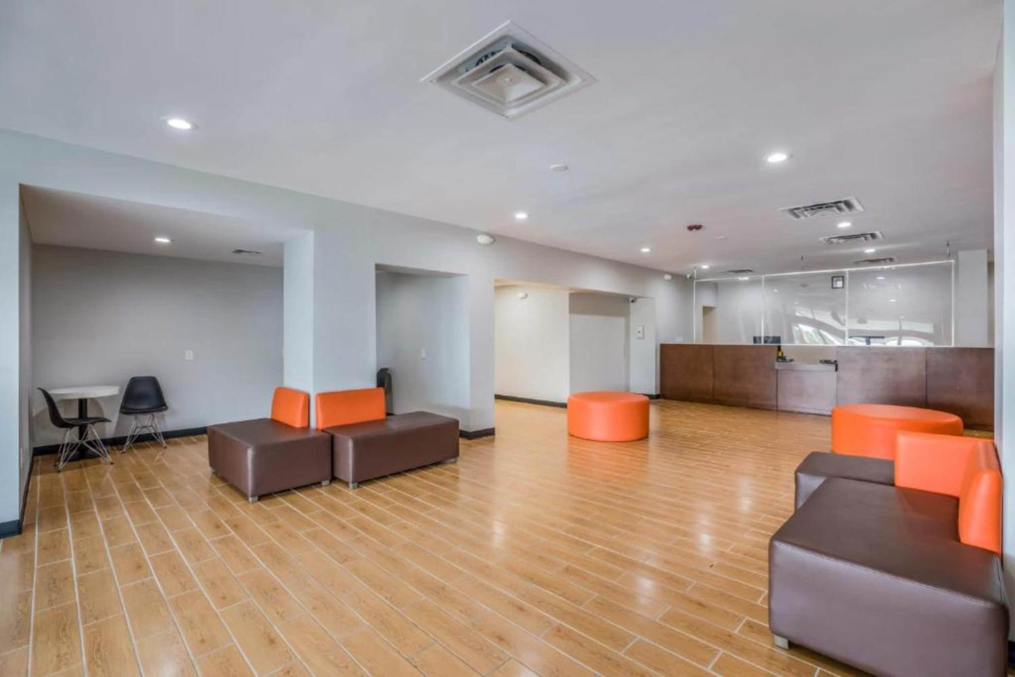 Oyo Hotel Orlando Airport Zewnętrze zdjęcie