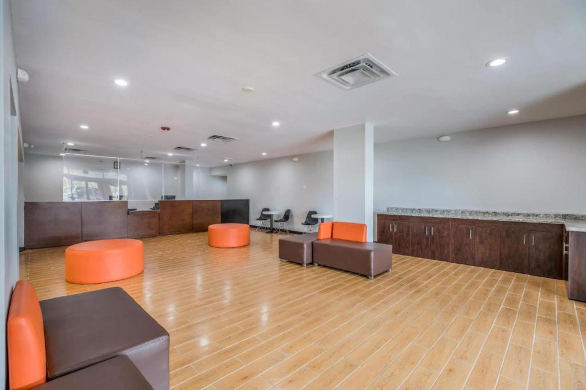 Oyo Hotel Orlando Airport Zewnętrze zdjęcie